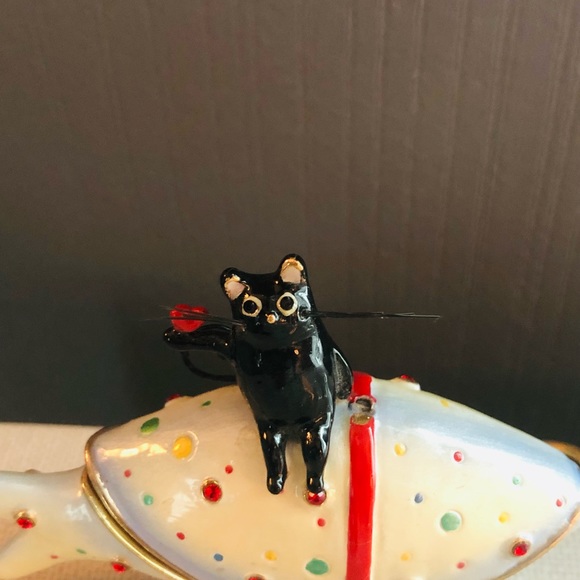 Department 56 Cat With Fish Jeweled Box - Picture 2 of 11